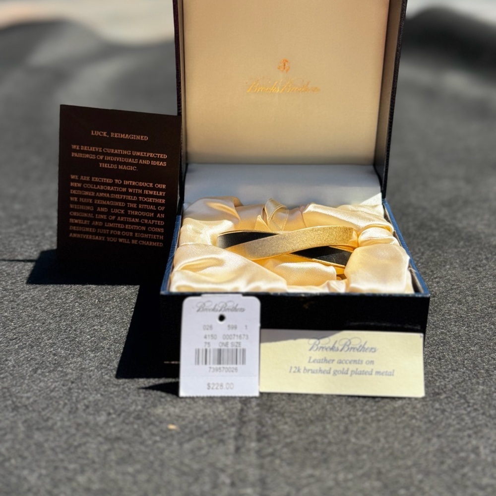 Brooks Brothers 12K Gold Plated Brushed Cuff Bracelet Heritage Luxe Minimal Icon - Picture 12 of 14